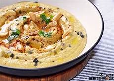 Hummus No Tahini